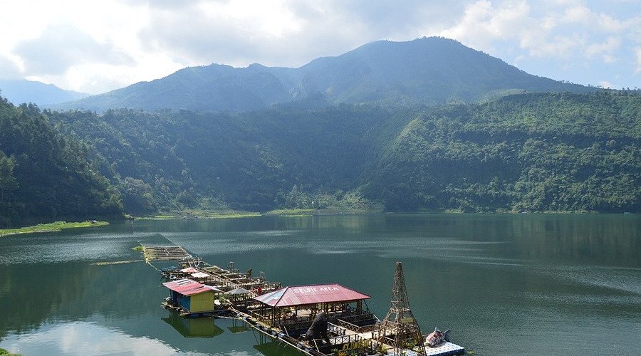TELAGA MENJER